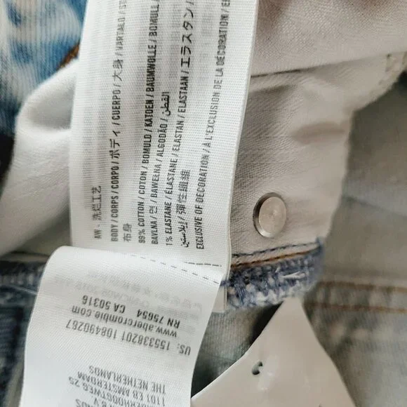 Abercrombie & Fitch Curve Love The Mom High Rise Jean Size 37 / 24 Light Wash - Picture 6 of 9